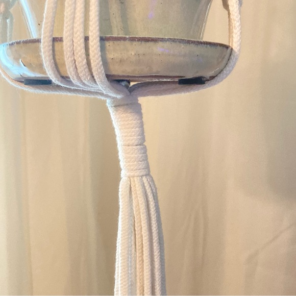 Macrame Plant Hanger Boho Home Decor 40” L - Picture 4 of 10